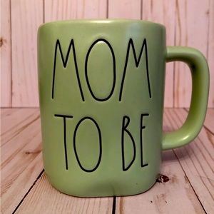 Rae Dunn Mug MOM TO BE Green
